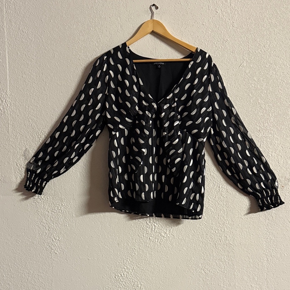 Elegant Black and White Women's Blouse